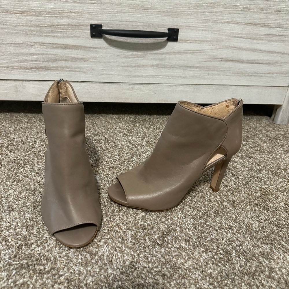 Louise et Cie Brown Peep-Toe Heeled Boots